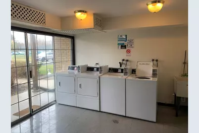 1125 Pleasant Run Drive #810, Wheeling, IL 60090 - Photo 11