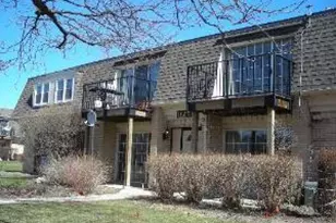 1125 Pleasant Run Dr, Wheeling, IL 60090 - Photo 1