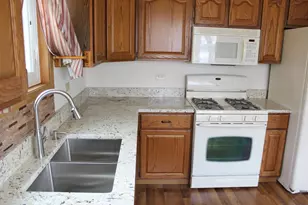 1549 Lake Holiday Dr, Sandwich, IL 60548 - Photo 17