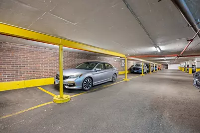 3900 N Pine Grove Avenue #911, Chicago, IL 60613 - Photo 25