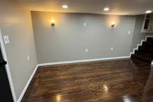 6840 S Champlain Ave, Chicago, IL 60637 - Photo 3