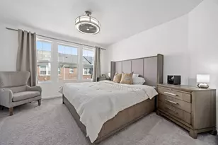 906 Coletta Cir, Naperville, IL 60563 - Photo 17