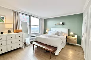 3900 N Lake Shore Dr, Chicago, IL 60613 - Photo 9