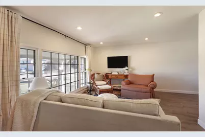 1125 Garfield Avenue, Libertyville, IL 60048 - Photo 7