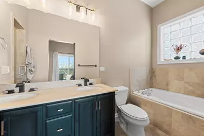 2248 W Foster Avenue #4, Chicago, IL 60625 - Photo 15