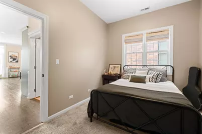 2248 W Foster Avenue #4, Chicago, IL 60625 - Photo 19