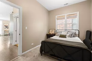 2248 W Foster Ave, Chicago, IL 60625 - Photo 19