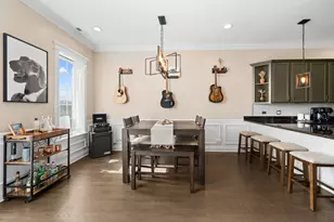 2248 W Foster Ave, Chicago, IL 60625 - Photo 5