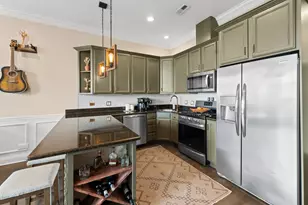 2248 W Foster Ave, Chicago, IL 60625 - Photo 7