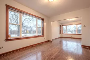 1301 E 73rd St, Chicago, IL 60619 - Photo 7
