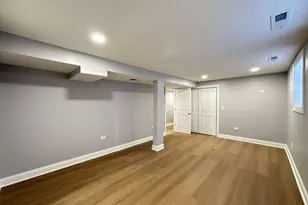 901 W Agatite Ave, Chicago, IL 60640 - Photo 17