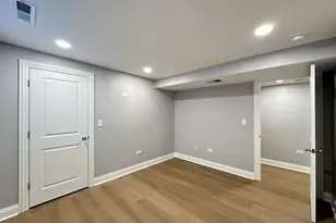 901 W Agatite Ave, Chicago, IL 60640 - Photo 13