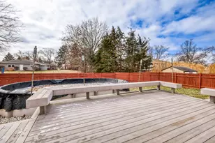 18W025 73rd St, Darien, IL 60561 - Photo 15