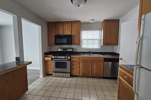 1241 Bradwell Ln, Mundelein, IL 60060 - Photo 7