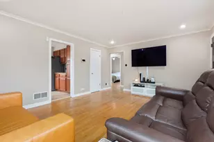 1932 Newcastle Ave, Westchester, IL 60154 - Photo 7