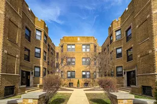 626 W Stratford Pl, Chicago, IL 60657 - Photo 1