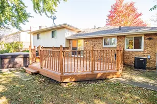 911 Colonade Rd, Shorewood, IL 60404 - Photo 5