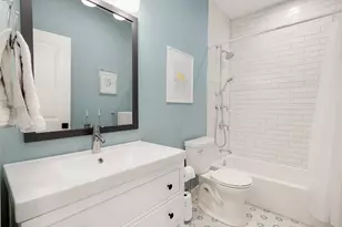 4530 N Kenneth Ave, Chicago, IL 60630 - Photo 25