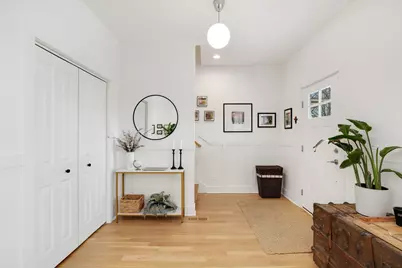 4530 N Kenneth Avenue, Chicago, IL 60630 - Photo 3