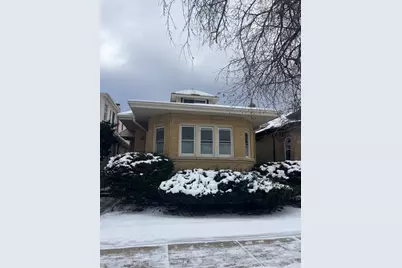 2539 W Morse Avenue, Chicago, IL 60645 - Photo 1