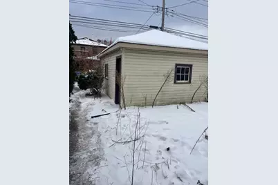 2539 W Morse Avenue, Chicago, IL 60645 - Photo 3