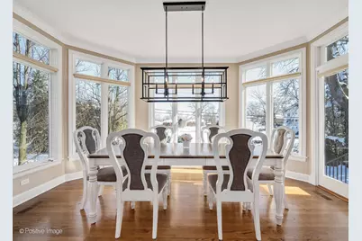 271 Woodstock Avenue, Clarendon Hills, IL 60514 - Photo 9