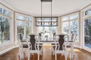 271 Woodstock Ave, Clarendon Hills, IL 60514 - Photo 9