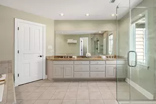 271 Woodstock Ave, Clarendon Hills, IL 60514 - Photo 15