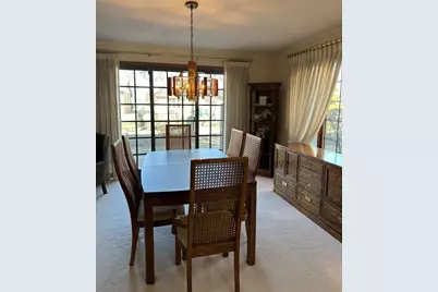 28 Queens Court #28, Westchester, IL 60154 - Photo 5