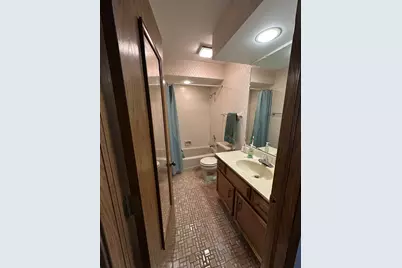 28 Queens Court #28, Westchester, IL 60154 - Photo 13