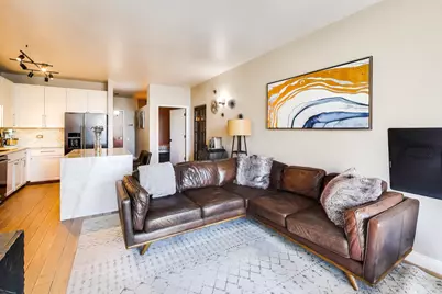 210 S Desplaines Street #2007, Chicago, IL 60661 - Photo 7