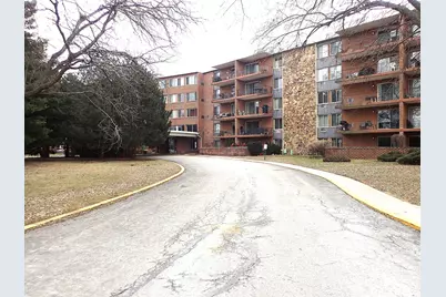 18 E Old Willow Road #535, Prospect Heights, IL 60070 - Photo 1