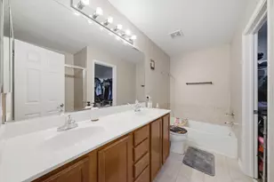 1116 Tuscany Dr, Streamwood, IL 60107 - Photo 13