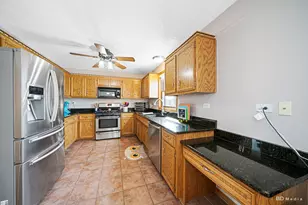 19608 Ridgemont Dr, Tinley Park, IL 60487 - Photo 13