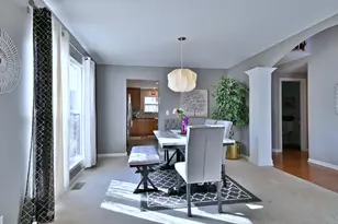 579 Homestead Ct, Aurora, IL 60506 - Photo 9