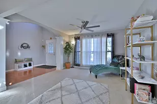 579 Homestead Ct, Aurora, IL 60506 - Photo 7