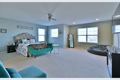 579 Homestead Court, Aurora, IL 60506 - Photo 39