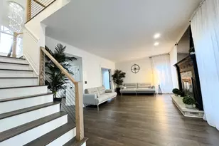 720 Tulip Cir, Island Lake, IL 60042 - Photo 13