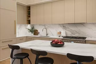 529 N Hartland Ct, Chicago, IL 60622 - Photo 17