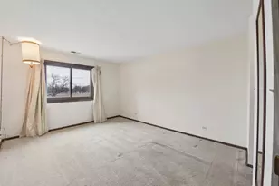 601 W Huntington Commons Rd, Mount Prospect, IL 60056 - Photo 15