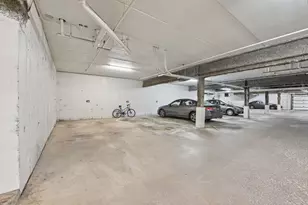 601 W Huntington Commons Rd, Mount Prospect, IL 60056 - Photo 25