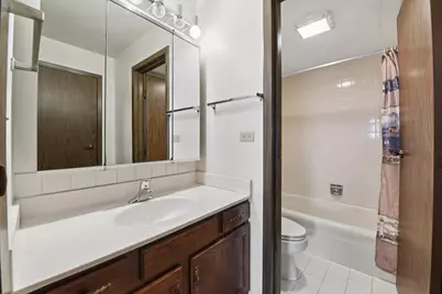 601 W Huntington Commons Road #202, Mount Prospect, IL 60056 - Photo 19