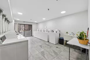 601 W Huntington Commons Rd, Mount Prospect, IL 60056 - Photo 23