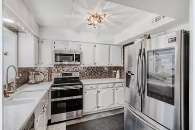 3N550 Crown Road #1, Elmhurst, IL 60126 - Photo 5