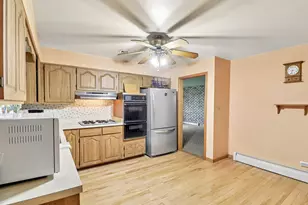 8136 Odell Ave, Bridgeview, IL 60455 - Photo 9