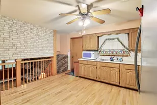 8136 Odell Ave, Bridgeview, IL 60455 - Photo 11