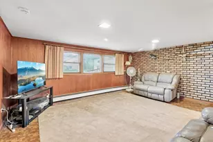 8136 Odell Ave, Bridgeview, IL 60455 - Photo 5