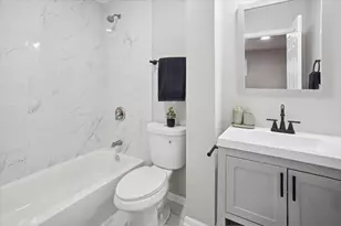 1849 Larkin Ave, Elgin, IL 60123 - Photo 11