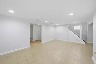 5221 S Parkside Ave, Chicago, IL 60638 - Photo 11