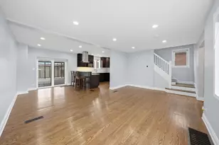 5221 S Parkside Ave, Chicago, IL 60638 - Photo 3